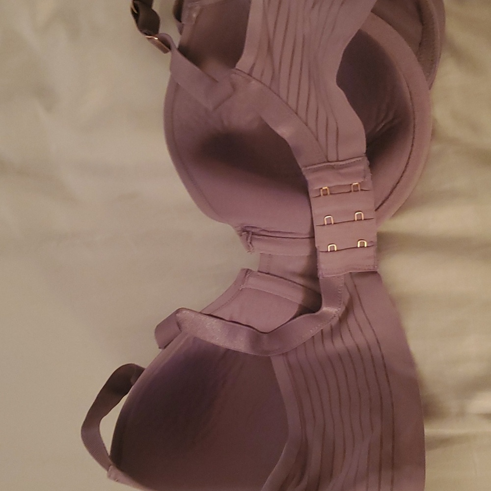 Bra - Picture 2 of 4